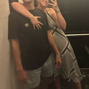 Elegant Black and White Geometric Backless Dress